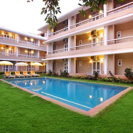 The Belmonte Suites By Ace Vagator Exterior photo