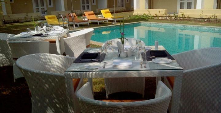 The Belmonte Suites By Ace Vagator Exterior photo